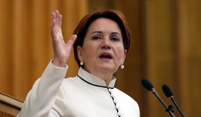 Akşener grup toplantısında konuşuyor