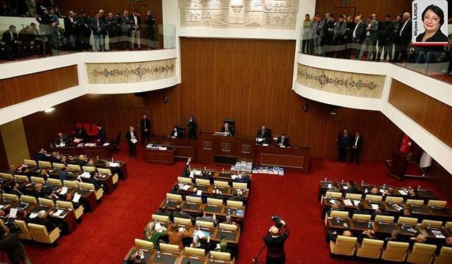 İmamoğlu ve Yavaş’a yetki darbesi