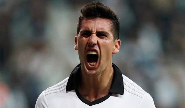 Taksicilere operasyon: Beşiktaşlı futbolcuyu Enzo Roco’yu dolandıran şüpheli yakalandı