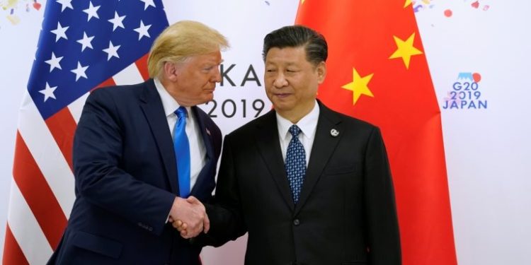 Trump, Amerikan şirketlerinin Huawei’ye donanım satmasına izin verdi