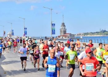 2 bin İstanbullu Üsküdar’da koştu