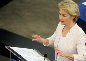 AB Komisyonu Başkanlığı’na Ursula von der Leyen atandı