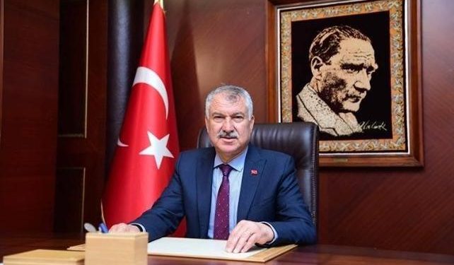 Adana Büyükşehir Belediyesi’nde ‘bankamatik memurları’ Azerbaycan’da çıktı