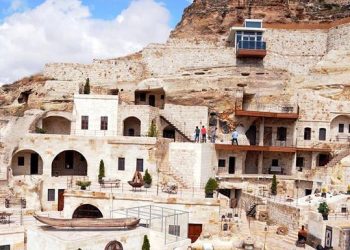 Asansör kaldırıldı; otel sahibinden ilginç açıklama