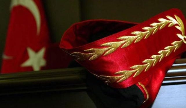 Borçlunun yakınına SMS atan avukata ceza