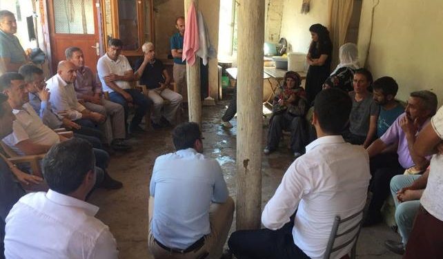 CHP heyetinden Ayaz ve Nupelda kardeşlerin ailesine ziyaret