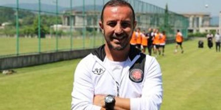 Cüneyt Dumlupınar: “Hedefimiz Süper Lig”