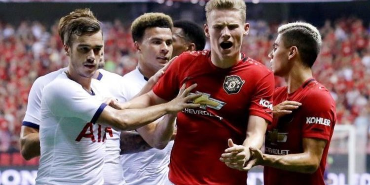 Dev maçta gülen taraf Manchester United oldu