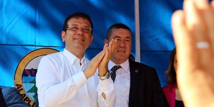 Ekrem İmamoğlu’na ödül