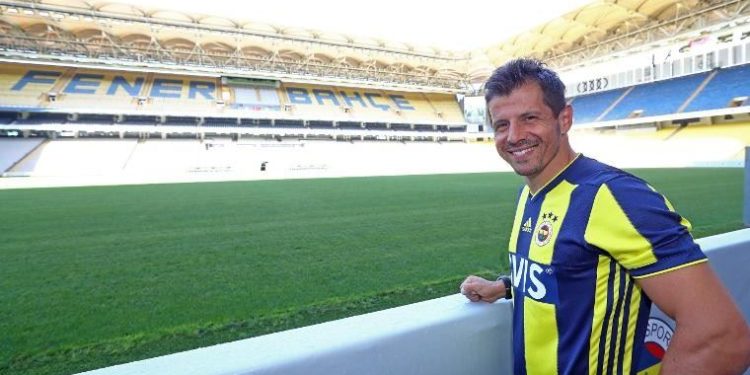 Emre Belözoğlu yeniden Kadıköy’de