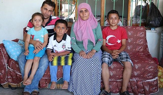 Fenerbahçe forması giymek zorunda kalan Beşiktaşlı çocuk
