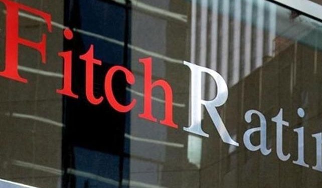 Fitch, Türkiye’nin kredi notunu indirdi