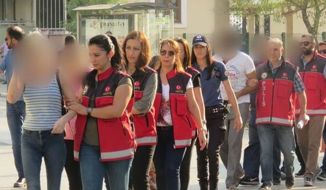 Fuhuş operasyonunda akıl almaz rezillik
