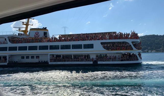 İstanbul Boğazı’nda dev organizasyon