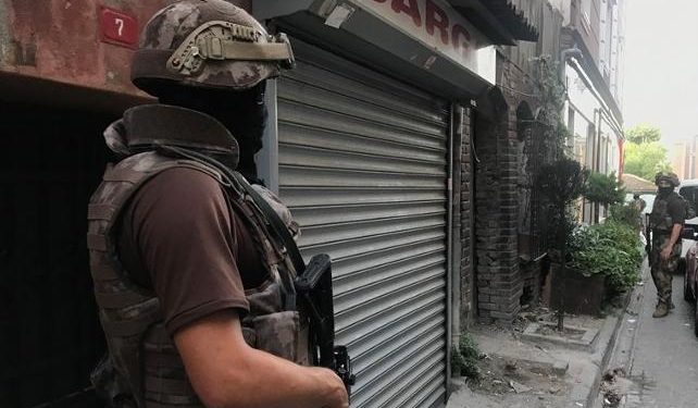 İstanbul’da şafak operasyonu