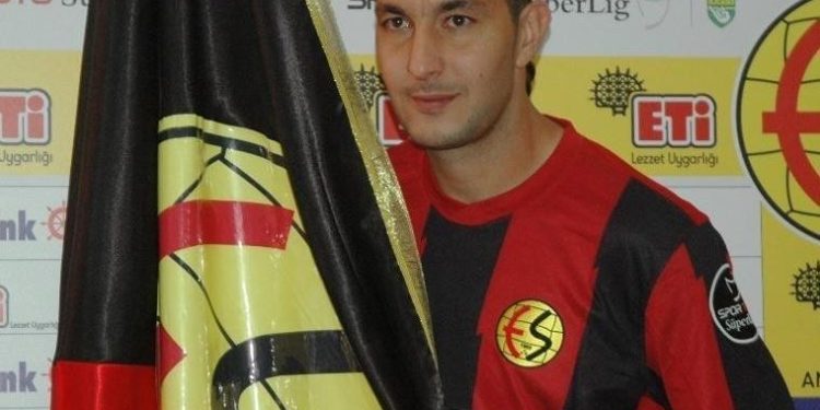 Necati Ateş’e soğuk duş