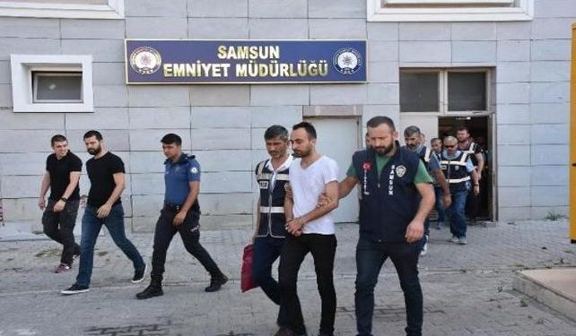 Tahliye sözü verip rüşvet alan 8 şüpheli adliyede