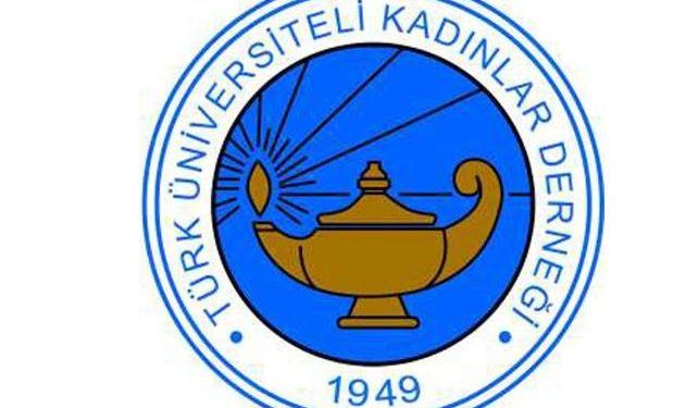 Üniversite öğrencisi kızlara burs