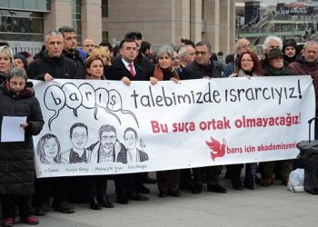 4 üniversite barış akademisyenleri kararını hedef aldı