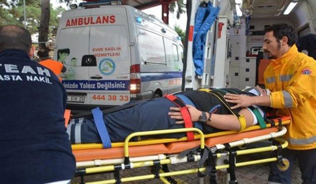 Acil servisteki tatbikatı gerçek zannedip yardım ettiler