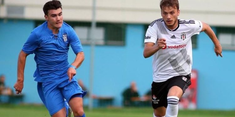 Beşiktaş A. Larisas ile golsüz berabere kaldı