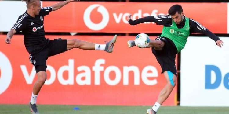 Beşiktaş, yeni sezon hazırlıklarını sürdürdü