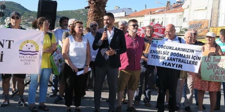 Çevre katliamlarına protesto