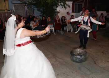 Damada takı yerine takılanlar şaşırttı