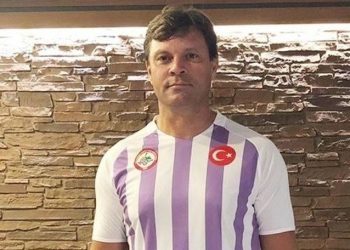 Ertuğrul Sağlam’dan memleketine destek