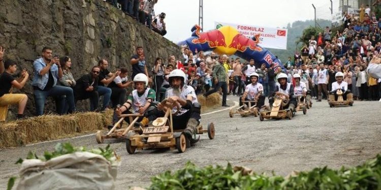 Formulaz yarışları nefesleri kesti