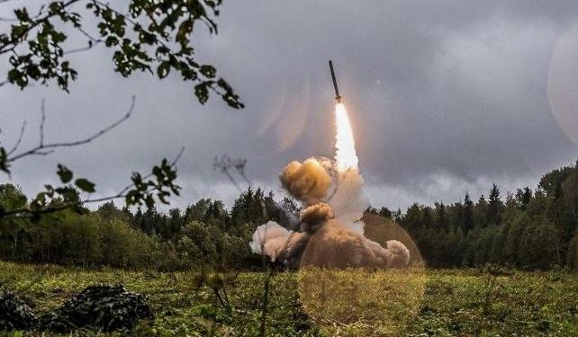 INF nükleer silah anlaşması: ABD, Rusya ile imzalanan anlaşmadan çekiliyor