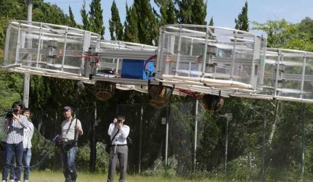 Japonya’da prototip uçan otomobil deneme uçuşu yaptı