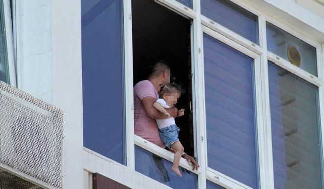 Kucağına aldığı kızıyla intihara kalkıştı