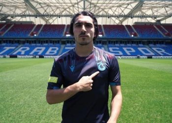 Sosyal medya Trabzonspor’un formalarını konuştu