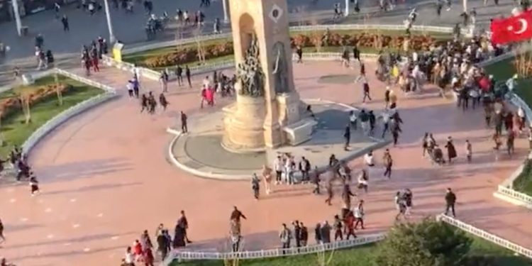 Taksim’deki patlamanın ardından vatandaşların kaçış anları