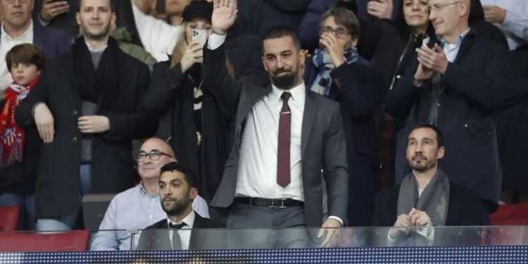 Atletico Madrid’den Arda Turan’a anlamlı hareket
