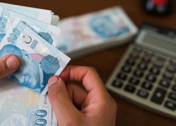 Emekçi ek zam istiyor