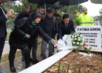 Fatma Girik mezarı başında özlemle anıldı