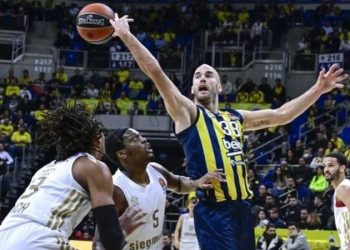 Fenerbahçe Beko evinde Bayern Münih’e acımadı!