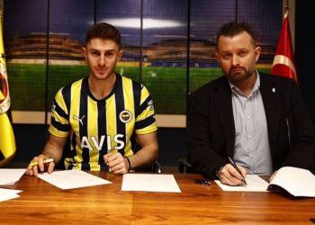 Fenerbahçe’de İsmail Yüksek’e yeni sözleşme
