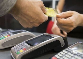 Kredi kartı borçları yüzde yüz arttı!