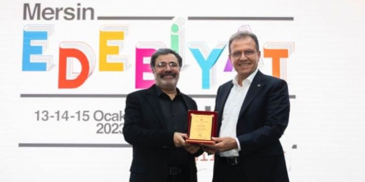 Mersin’de edebiyat şenliği başladı: Uygarlık Akdeniz güneşine serildi