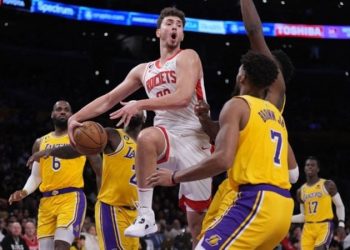 Milli basketbolcu Alperen Şengün ABD basınında: ‘Lakers Alperen’e karşı koyamadı’