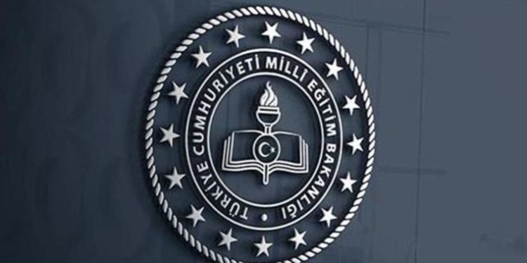 Milli eğitim müdürlükleri, kamu kurumları Nur cemaati destekli Hayrat Vakfı’nın yarışması için seferber oldu